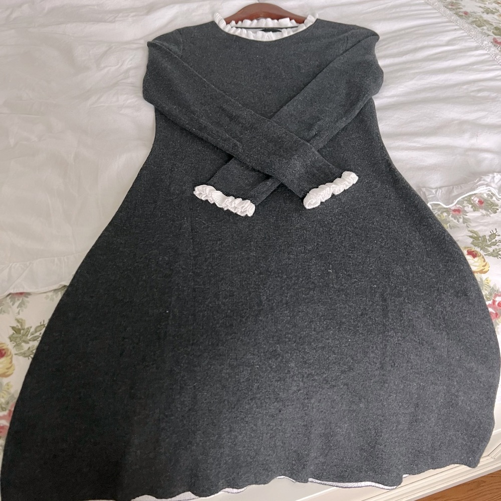 Long Sleeved Sweater Dress - Size S - Adrienne Vitadina